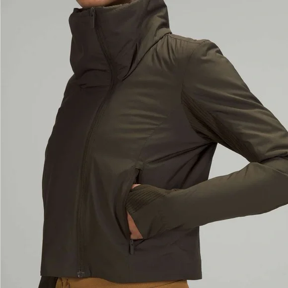 Lululemon Sleek City Jacket - Picture 5 of 9